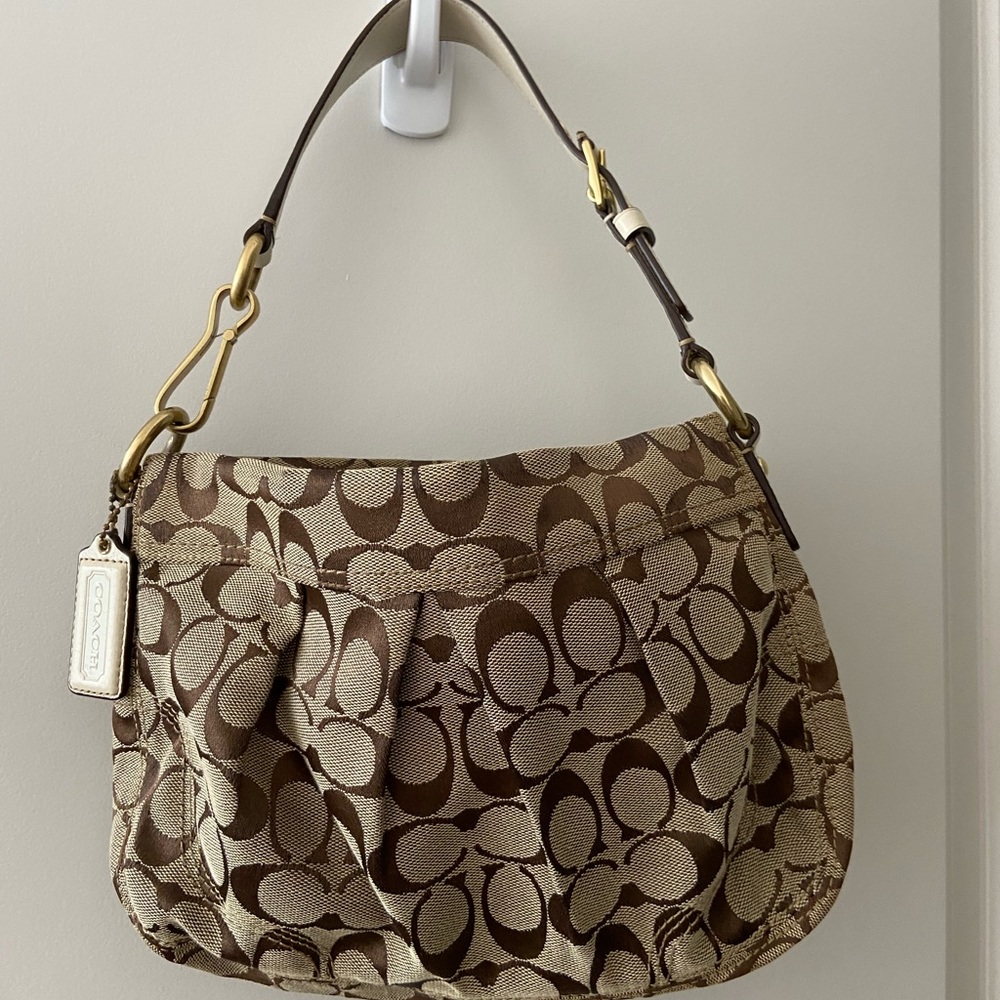 Classic Coach Purse